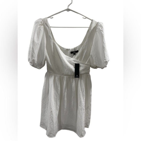 NWT Lulus Little Bit In Love White Surplice Puff Sleeve Mini Dress - Picture 6 of 7
